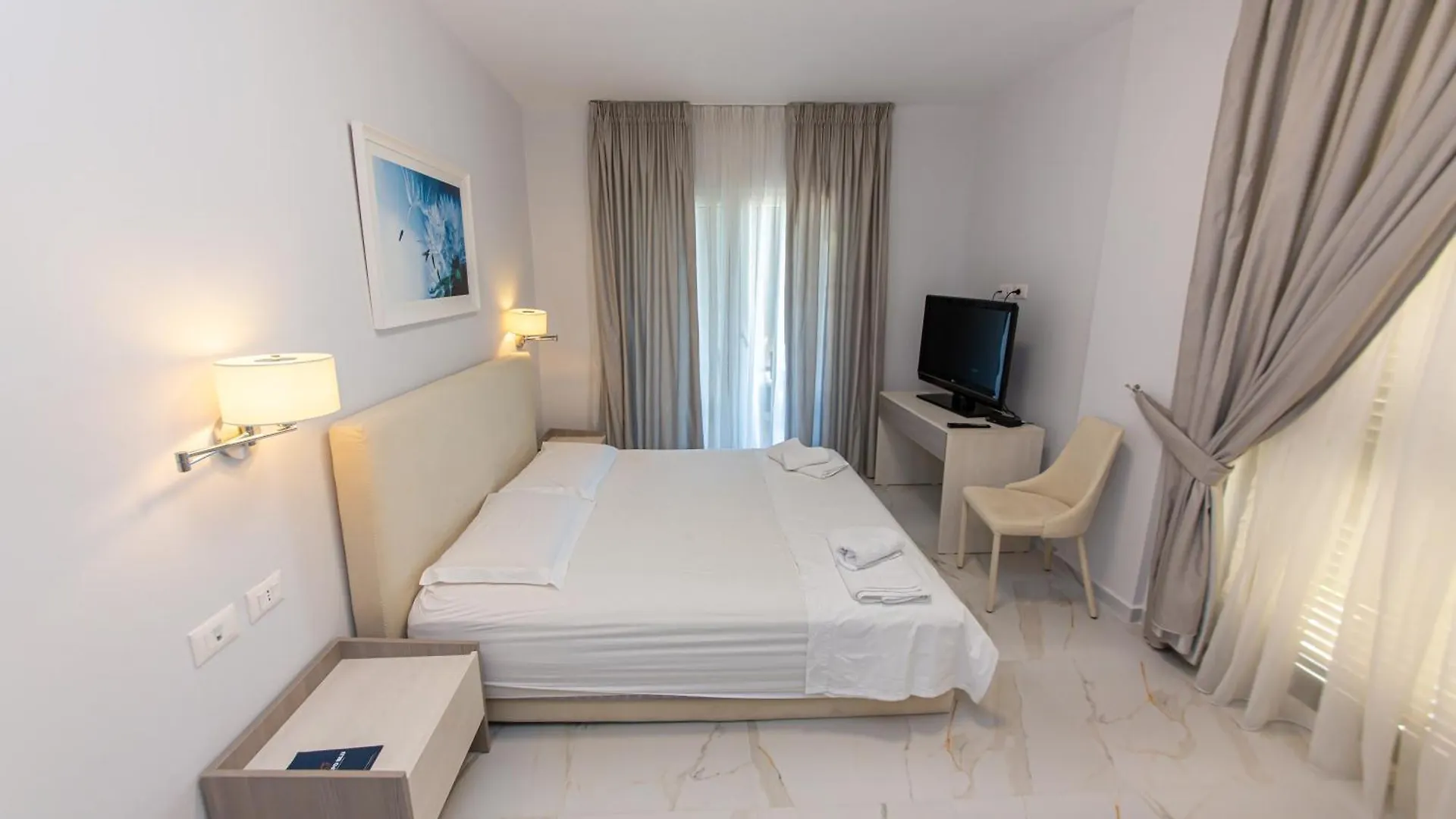 Luxury Villa 1 Vlorë 0*,